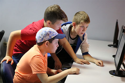 for whom1 обучение программированию в калуге